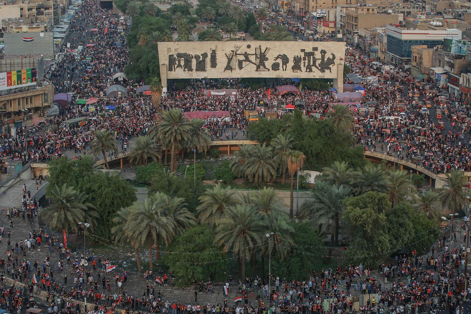 تظاهرات عراقية في ساحة التحرير احتجاجا على الفساد والمحاصصة