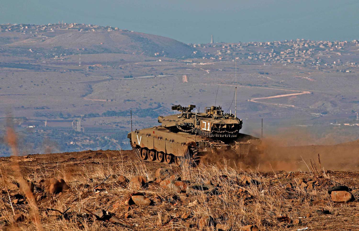 إسرائيل تراقب التحركات الإيرانية في سوريا