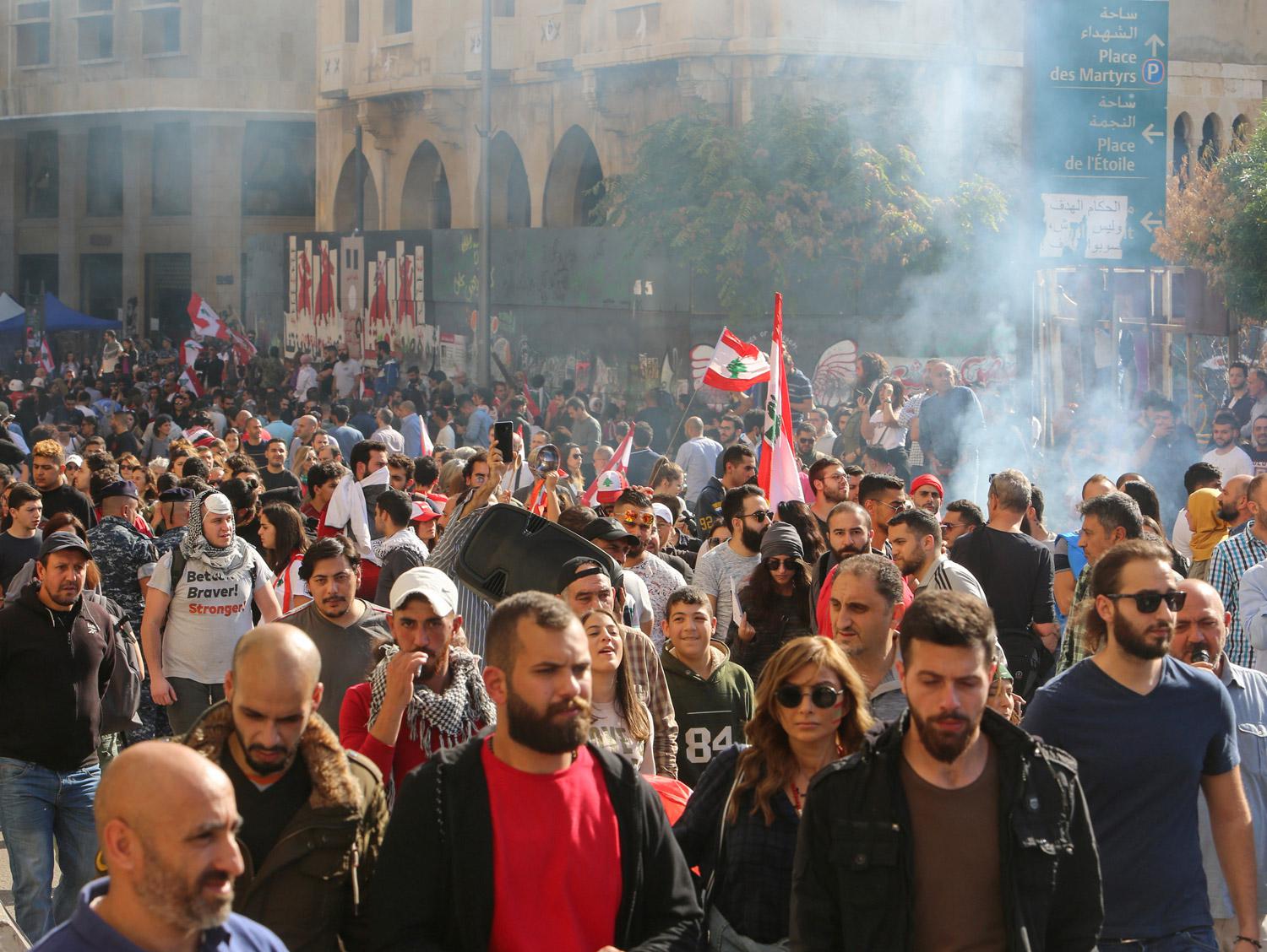 الشارع اللبناني مصمم على قيادة الطبقة السياسية للإصلاحات في البلاد