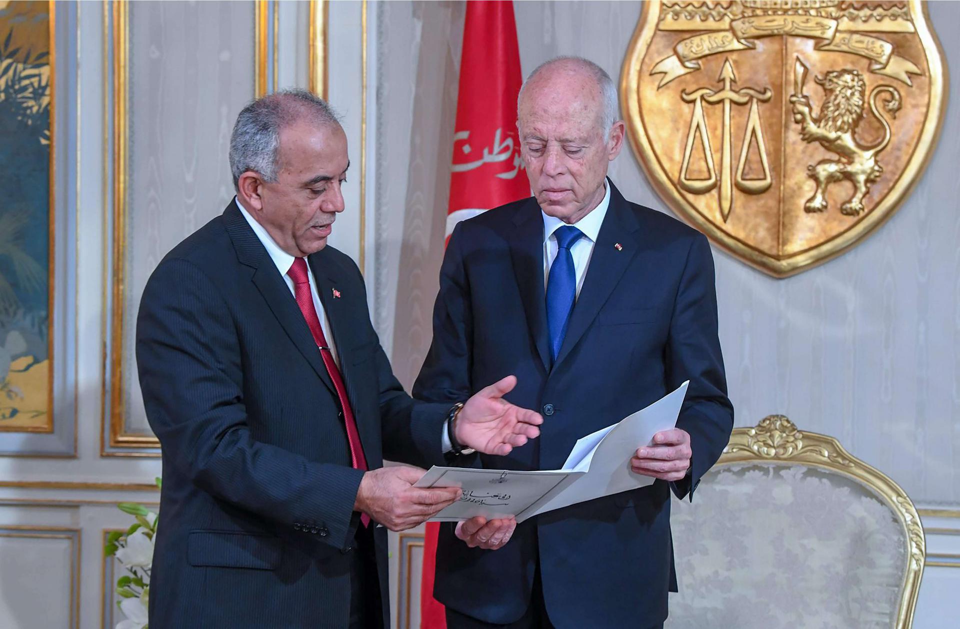 الرئيس التونسي قيس سعيد ورئيس الحكومة المكلف الياس الفخفاخ
