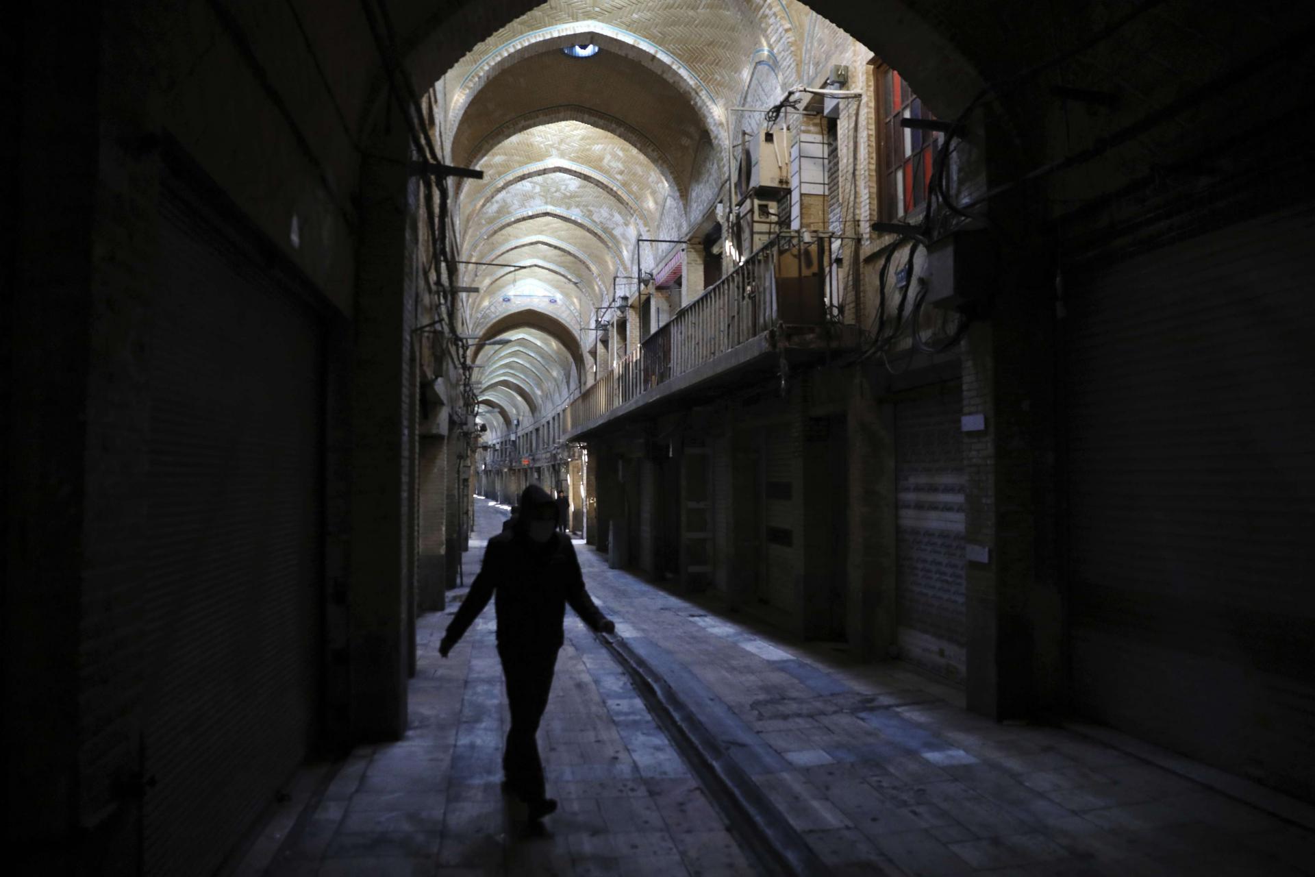 غموض في الاحتجاز والافراج