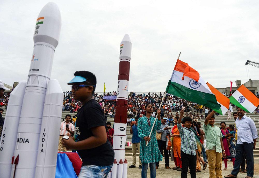 الهند في الفضاء