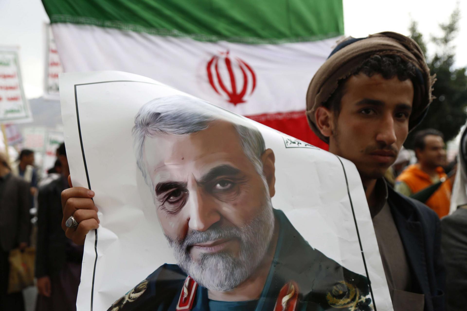 بعد سليماني في العراق إيران مقتل قائد في سوريا