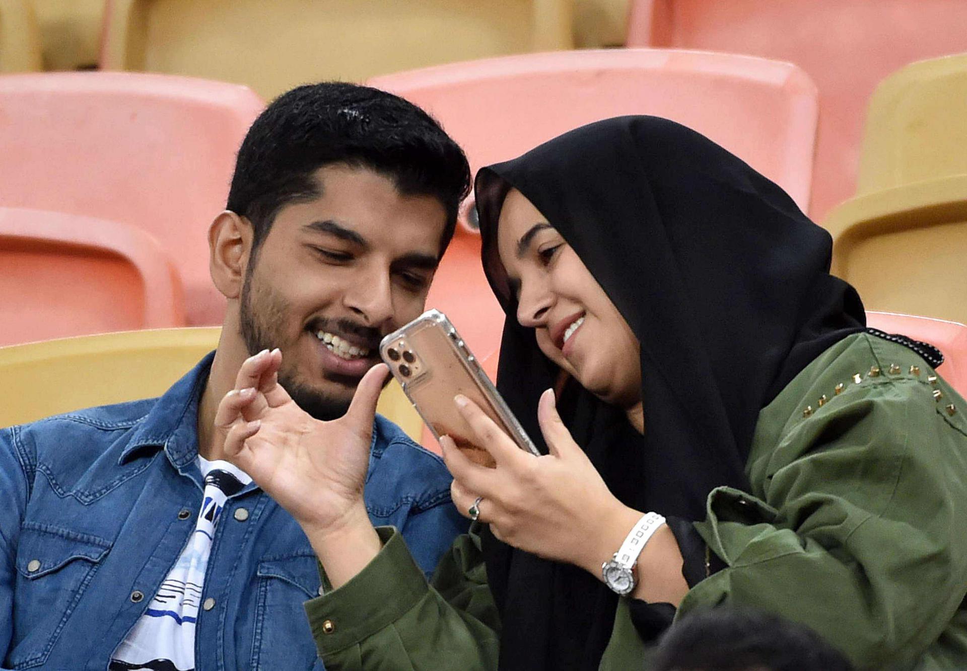 What Other Couples Do in Saudi Arabia