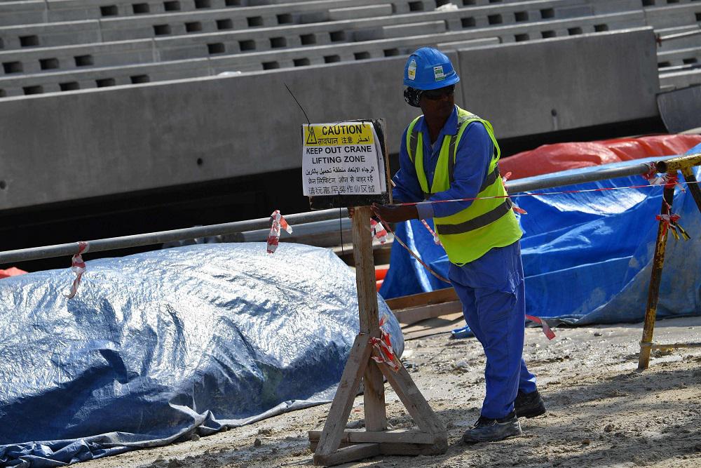 عمال منشآت كأس العالم في قطر