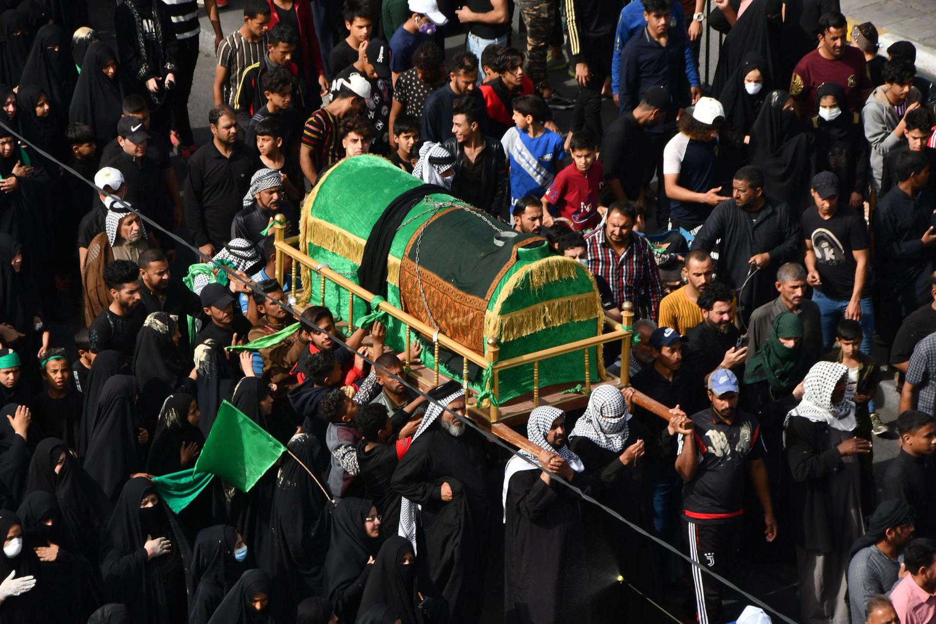 العراق شهد حشودا كبرى قبل اسبوع في ذكرى وفاة الامام الكاظم