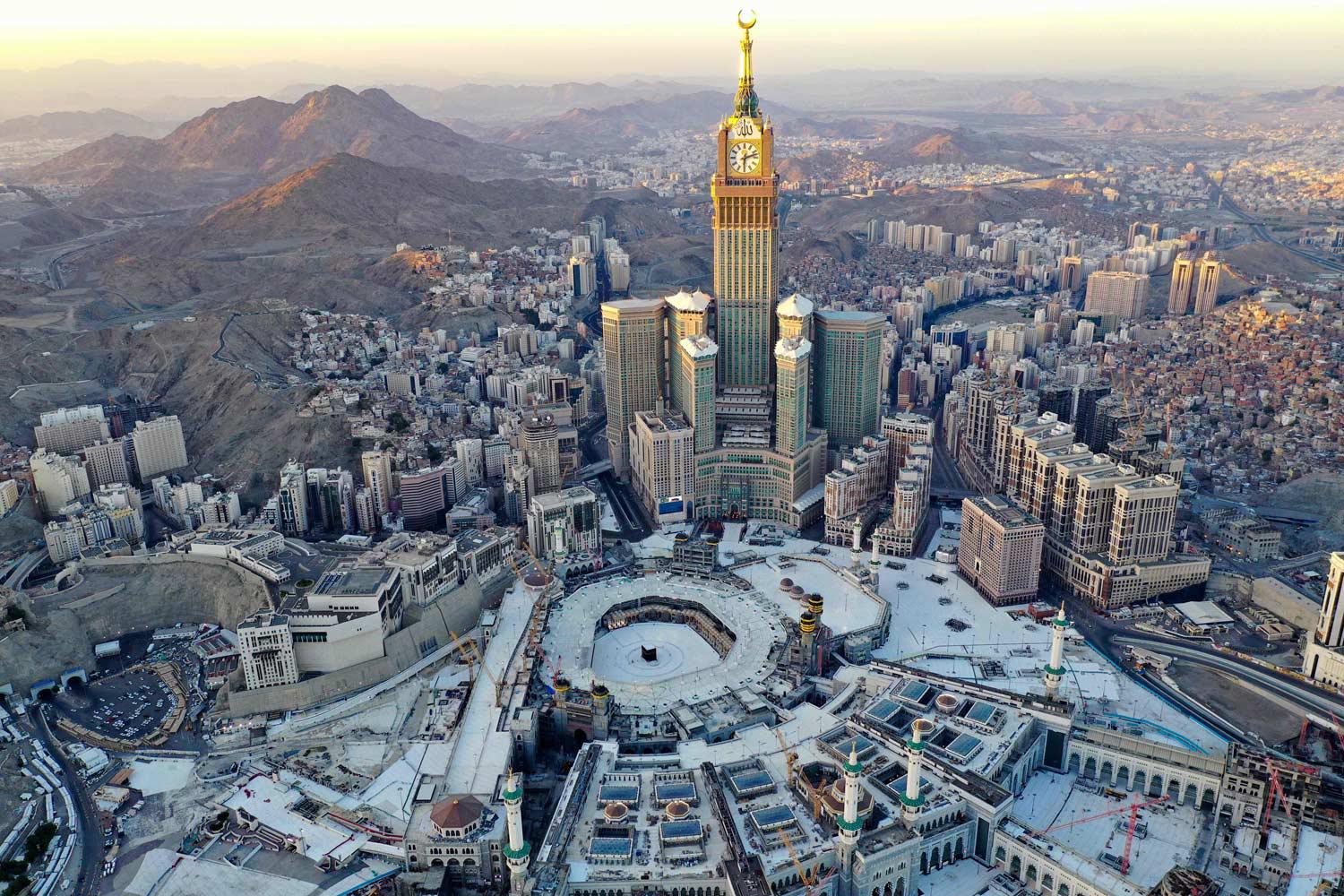 تم الإبقاء على منع التجول في مكة 