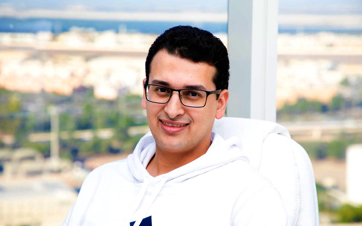 حياة افتراضية كاملة
