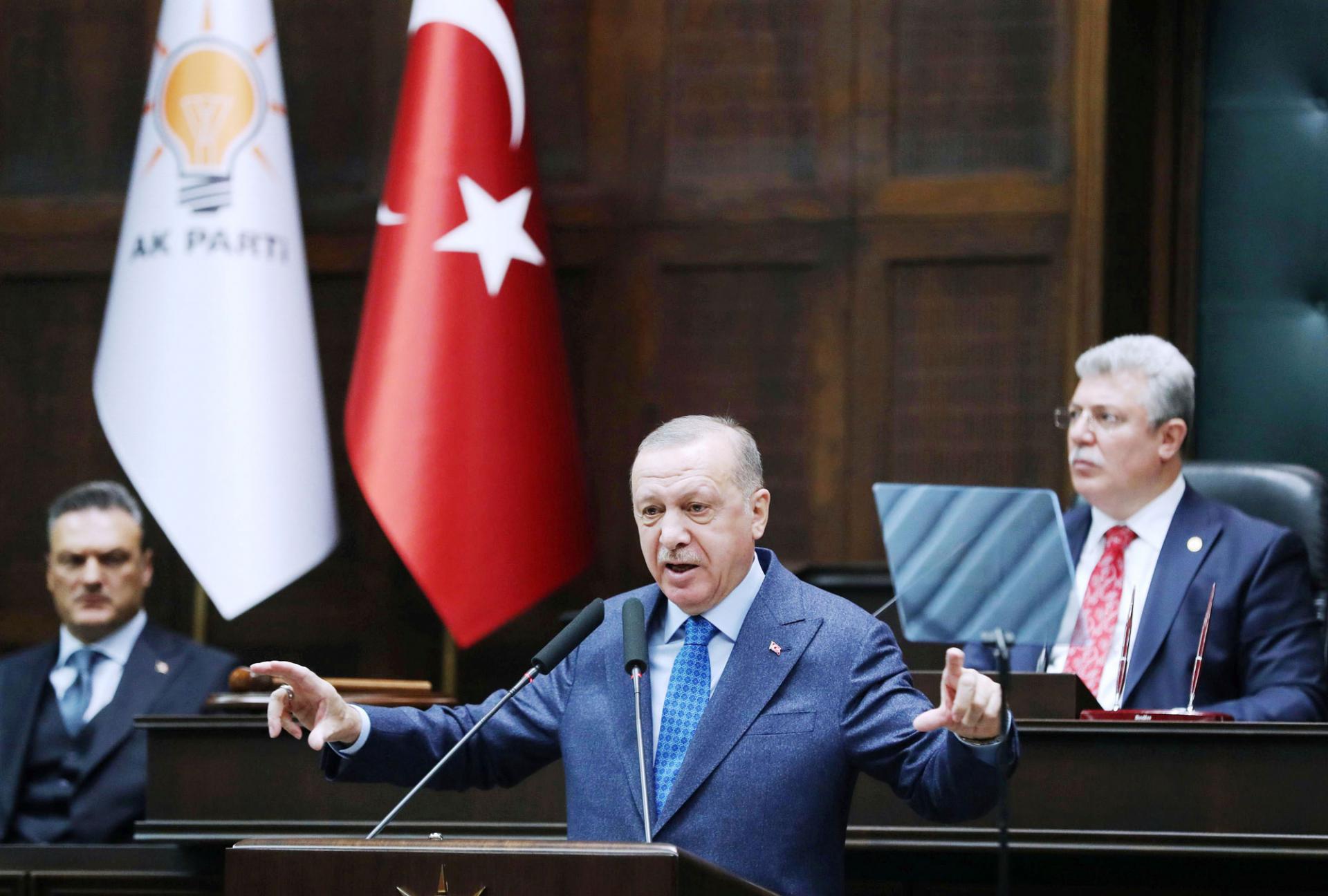 أردوغان يتحدث لمجموعة حزبه في مؤتمر الجمعية الوطنية الكبرى