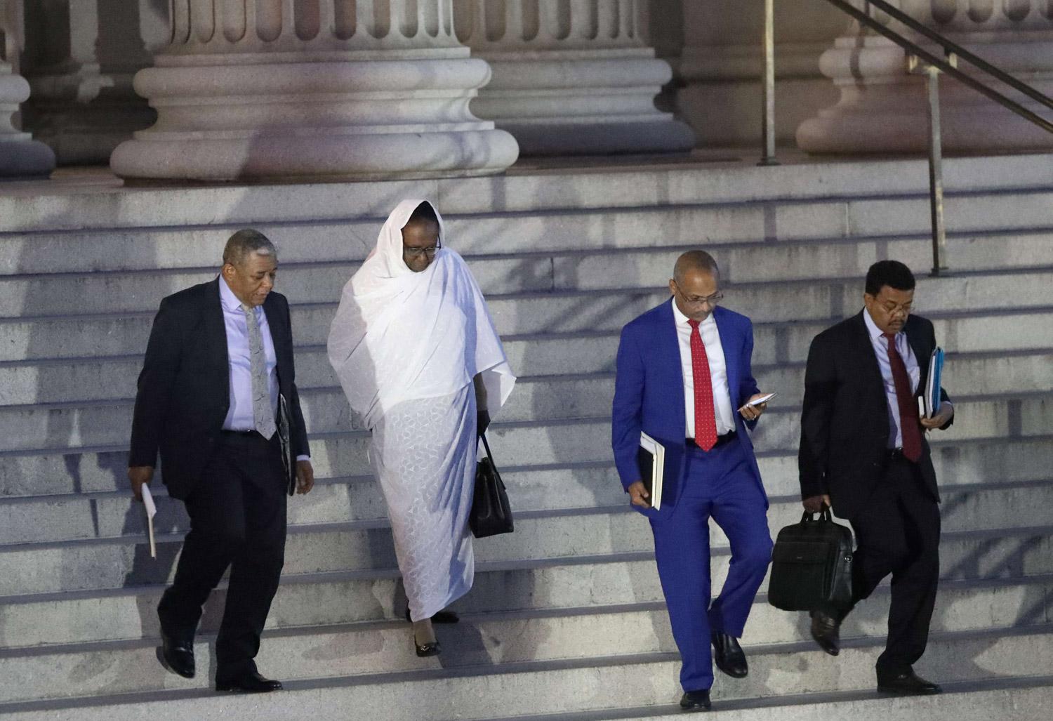 السودان يحث على العودة إلى طاولة المفاوضات