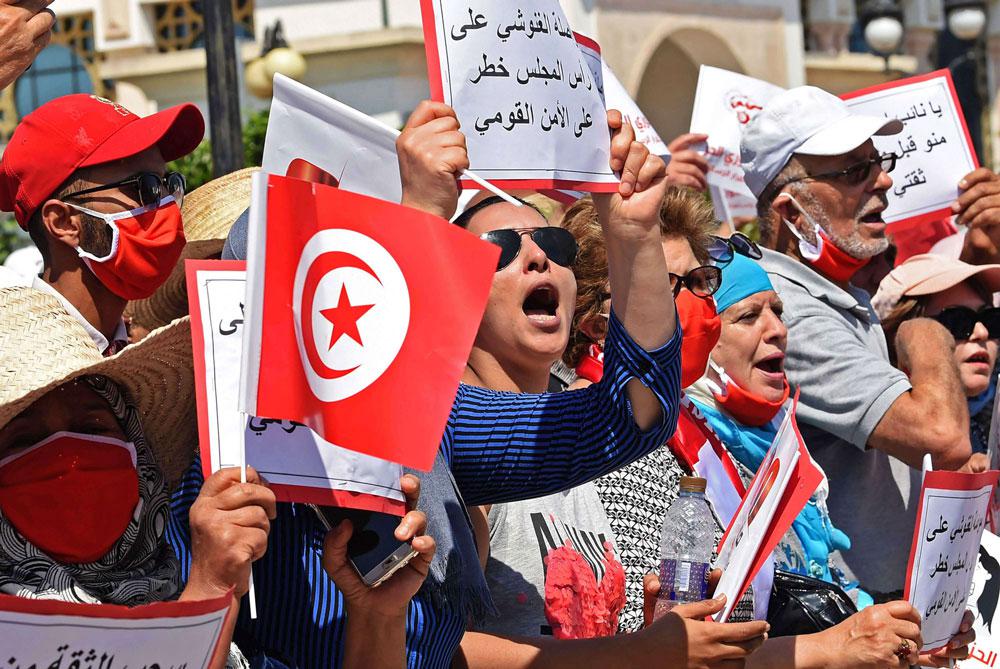 لا رجوع عن الاعتصام قبل حل البرلمان ورحيل العنوشي