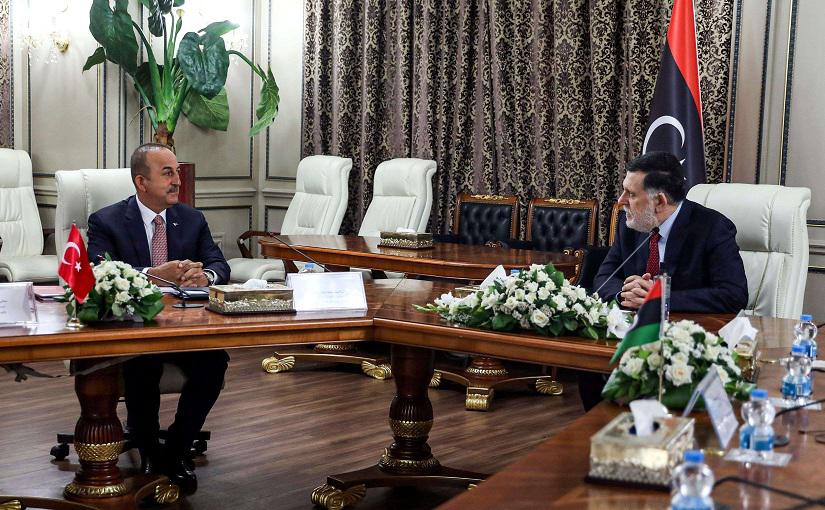 لقاء وزير الخارجية التركي برئيس حكومة الوفاق الوطني الليبية