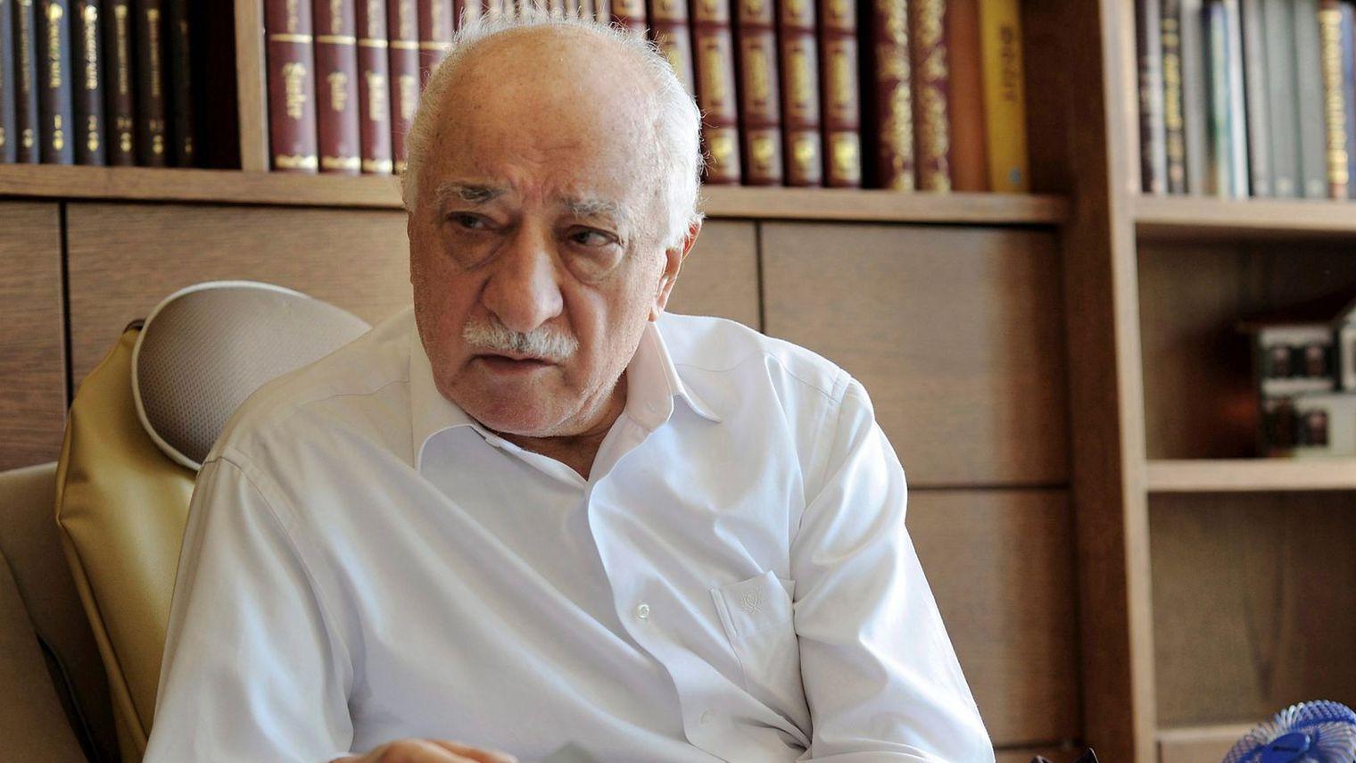 الداعية الاسلامي التركي فتح الله غولن