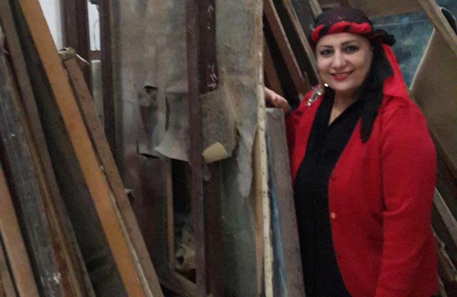 مخلصة لوطنها