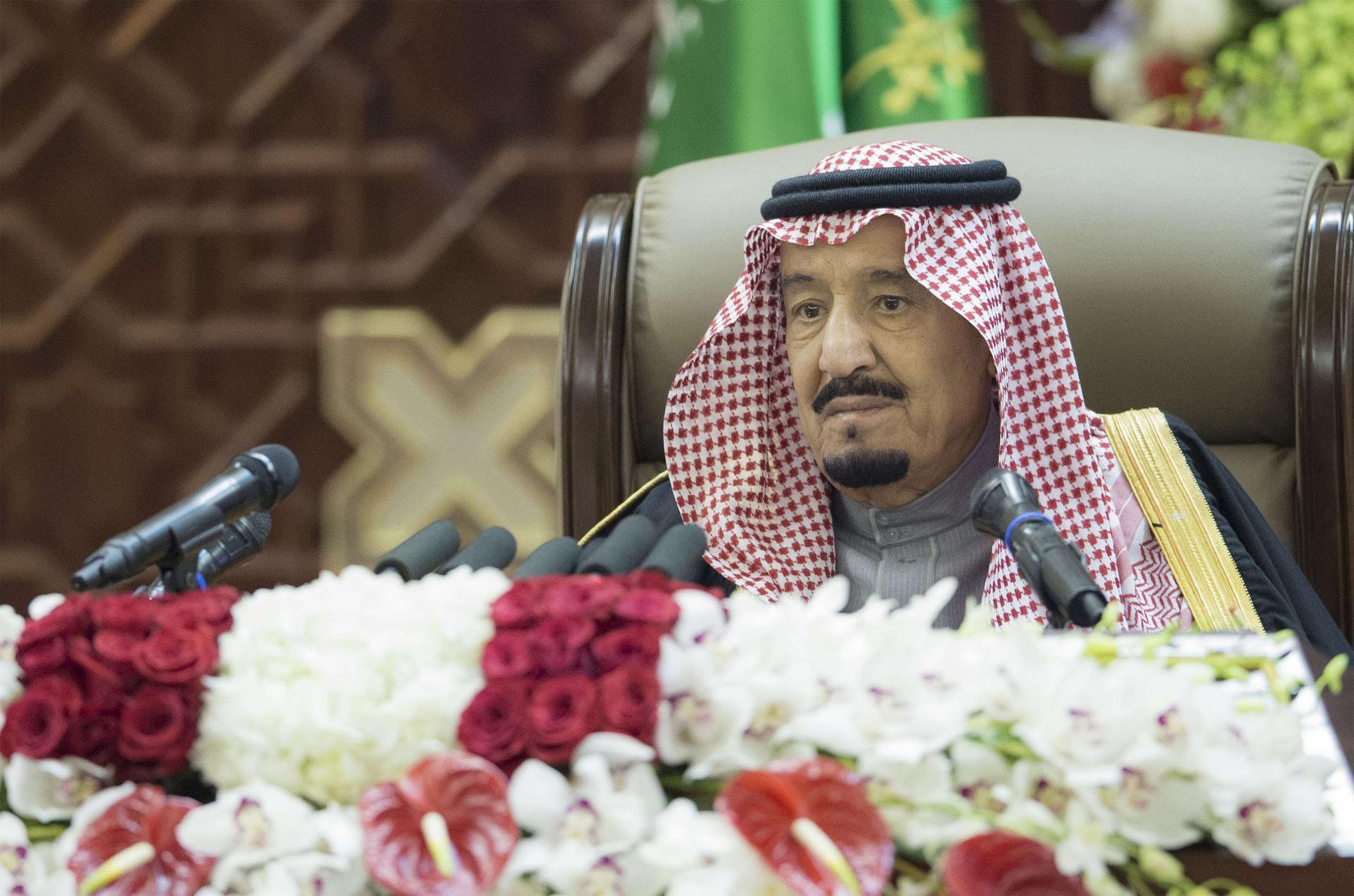 الملك سلمان: علمتنا التجارب أن الحلول الجزئية لم توقف التهديدات الإيرانية