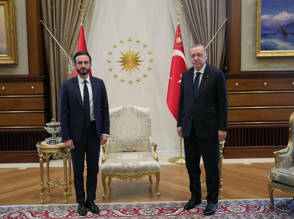 رئيس المحكمة الأوروبية لحقوق الإنسان روبرت سبانو مع الرئيس التركي رجب طيب اردوغان 