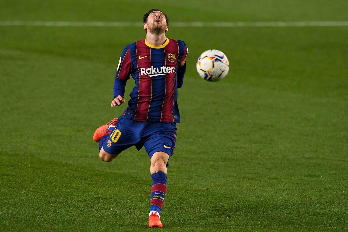 برشلونة يضع بصمته بتسجيله ثنائية