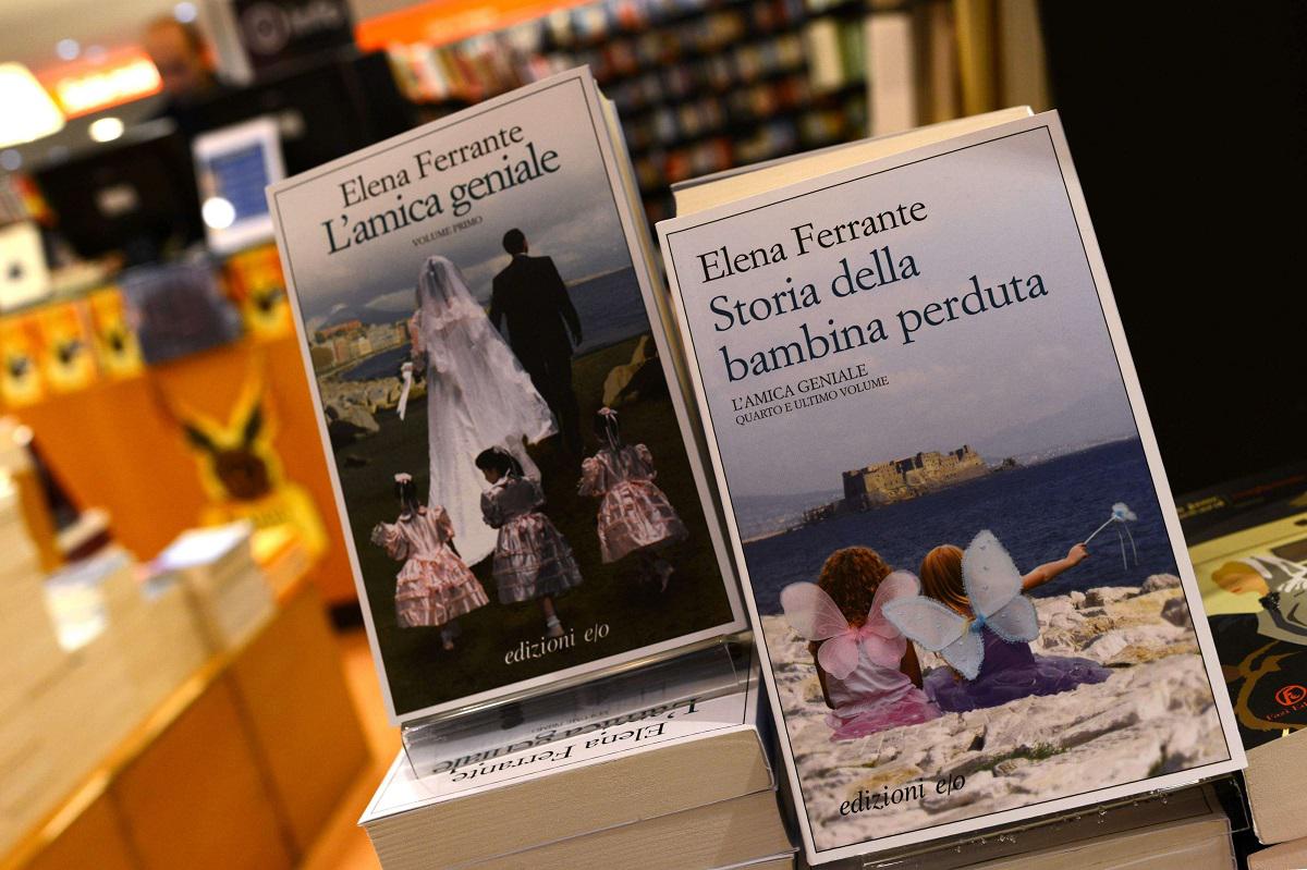 روايات لايلينا فيرانتي في مكتبة بروما