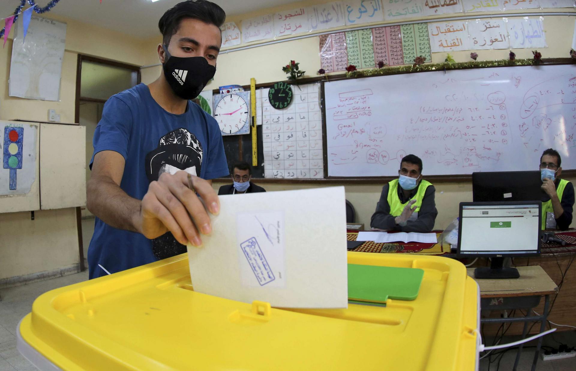 عزوف عن المشاركة في الانتخابات النيابية الأردنية