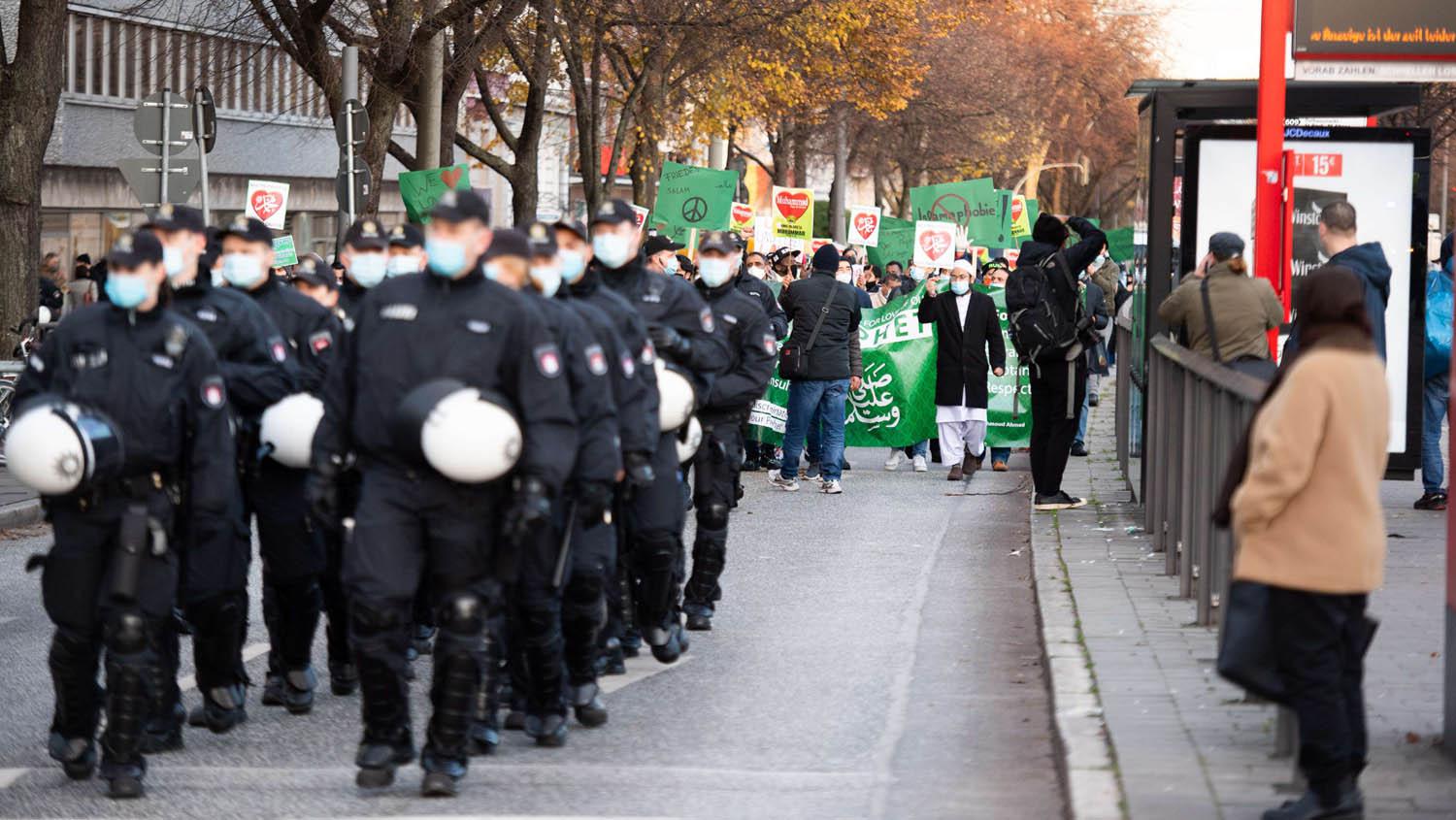 إسلاميون يتظاهرون في المانيا ضد الرسوم التي تستهدف الرسول محمد