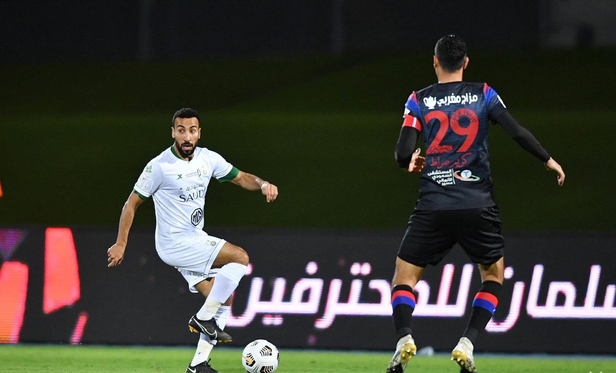 فوز ثمين للأهلي