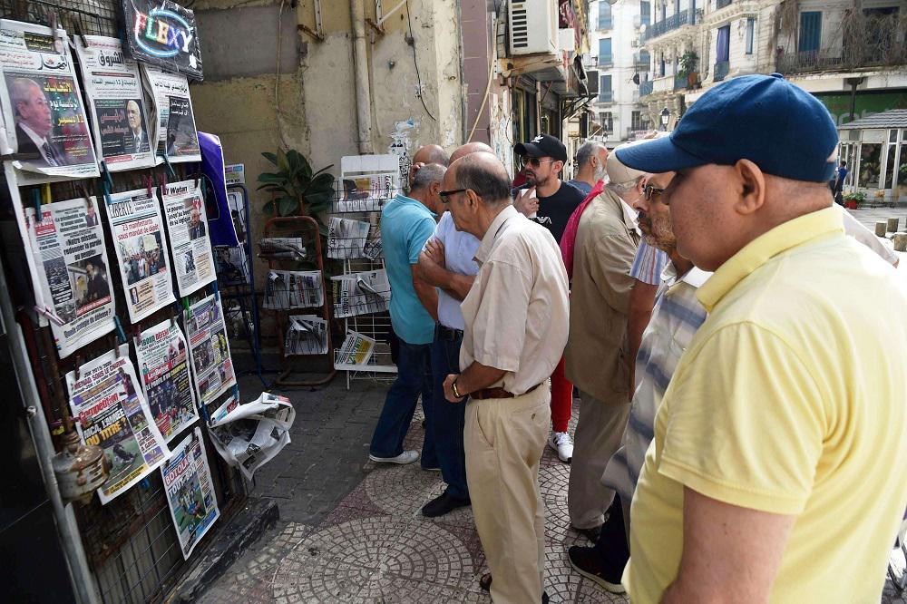 الصحافة الجزائرية تنتقد بشدة 'العدائية الفرنسية'