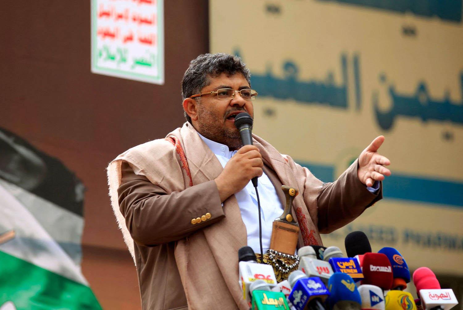 محمد علي الحوثي الرئيس السابق لشورى حركة الحوثي في اليمن يلقي كلمة في تجمع في صنعاء