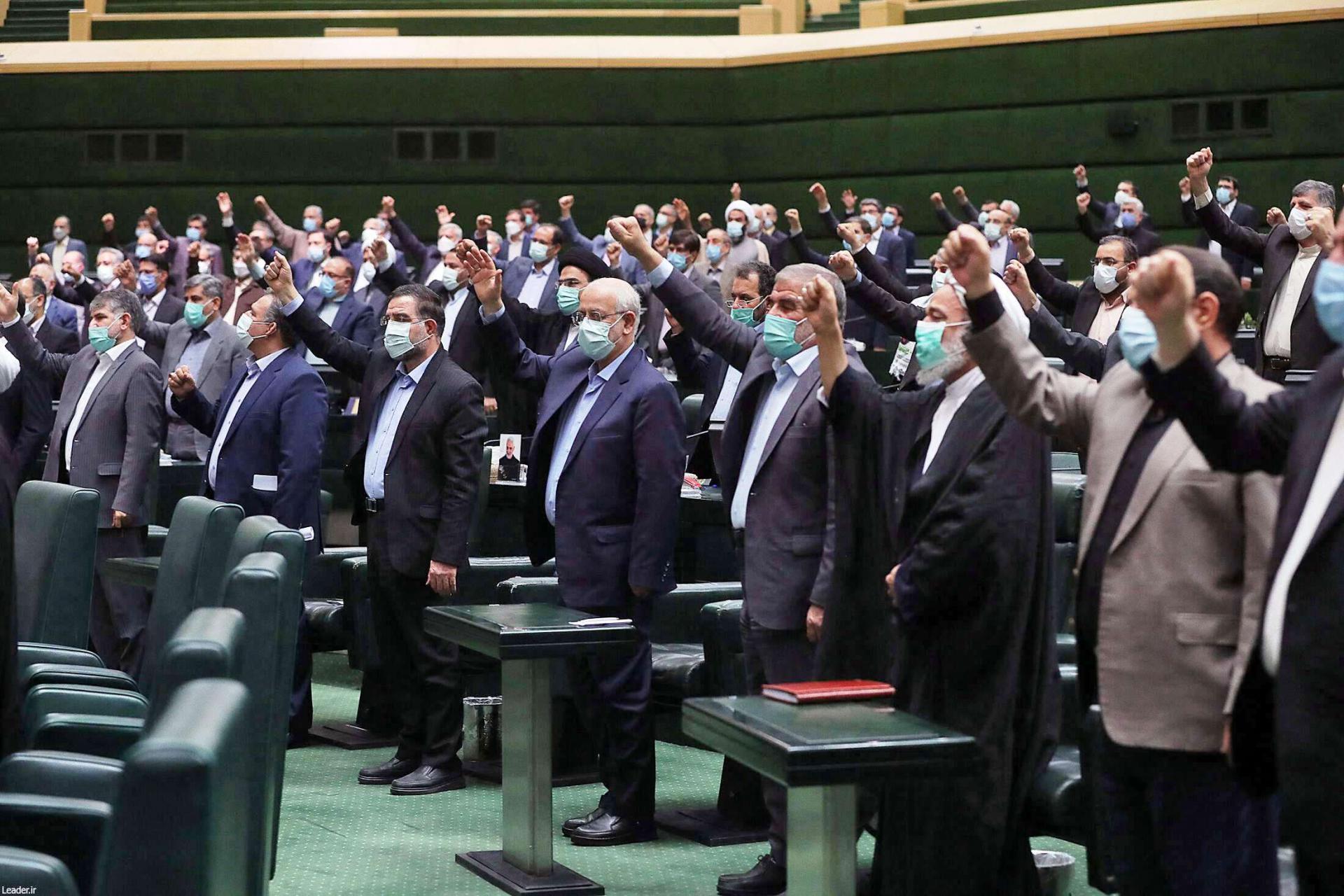 قلق إزاء مشروع قانون لتشديد القيود على الإنترنت في إيران