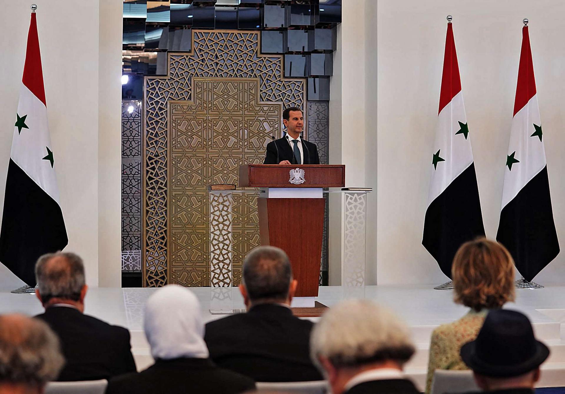 الأسد يداري عن مسؤوليته في دفع سوريا نحو الانهيار