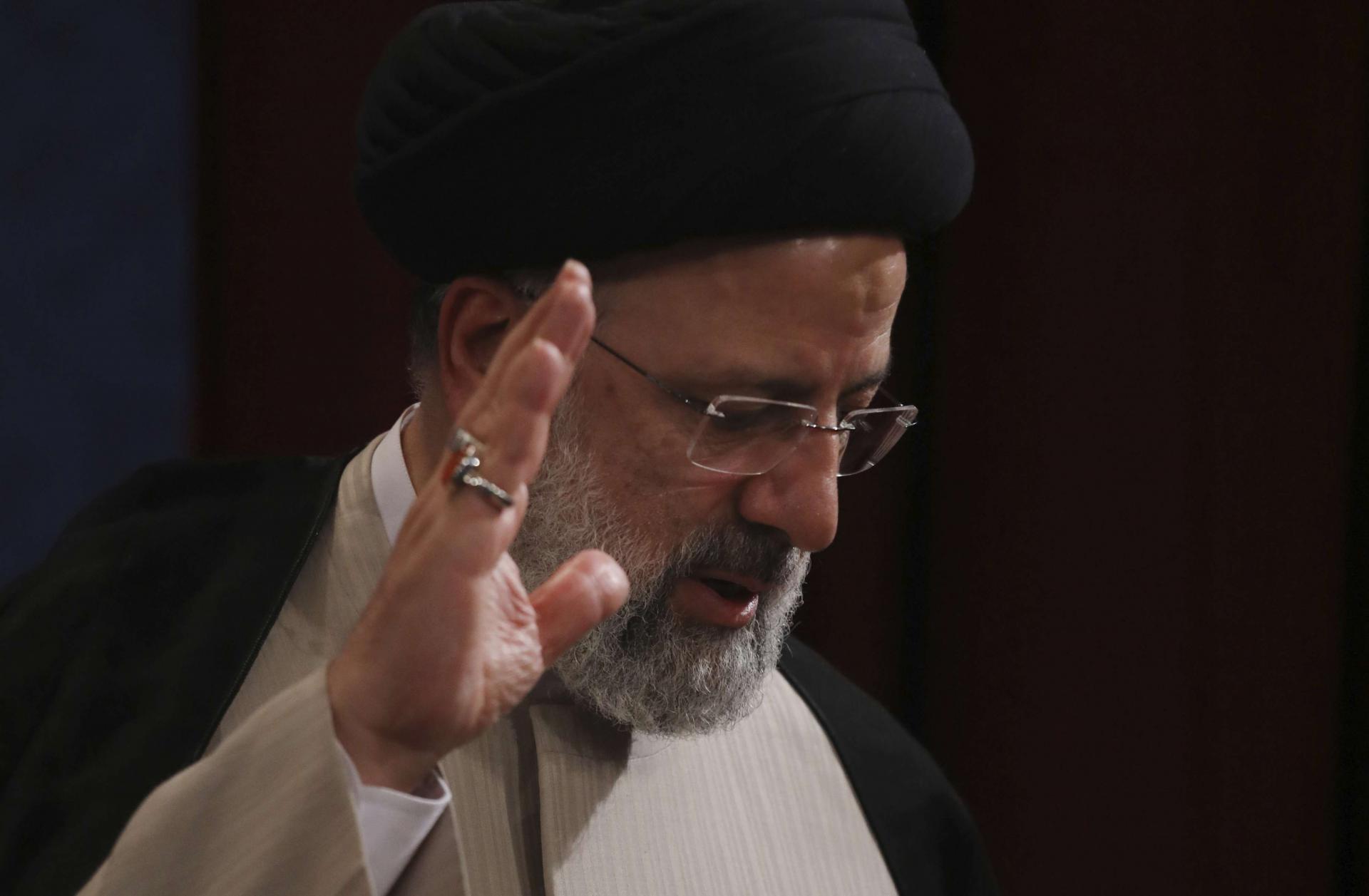فوز رئيسي برئاسة إيران يشكل انعطافة أخرى في تاريخ الجمهورية الاسلامية الدموي