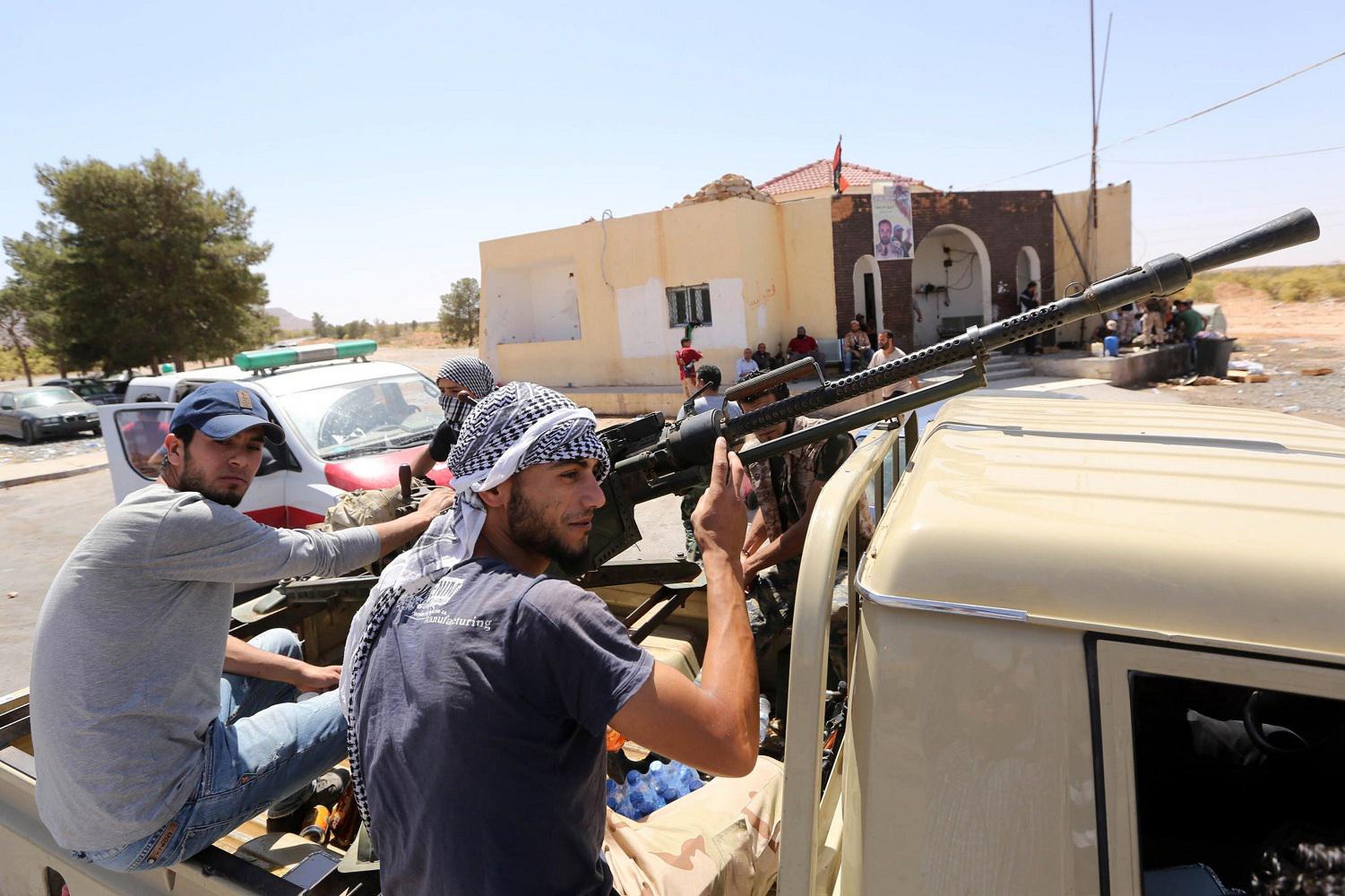 انفلات السلاح والمرتزقة معضلة تثقل على المسار الانتقالي في ليبيا