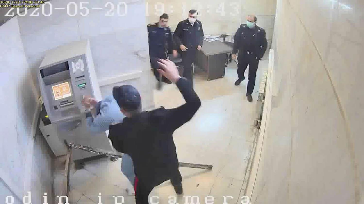 صور مسربة من سجن ايفين عن انتهاكات حقوق السجناء