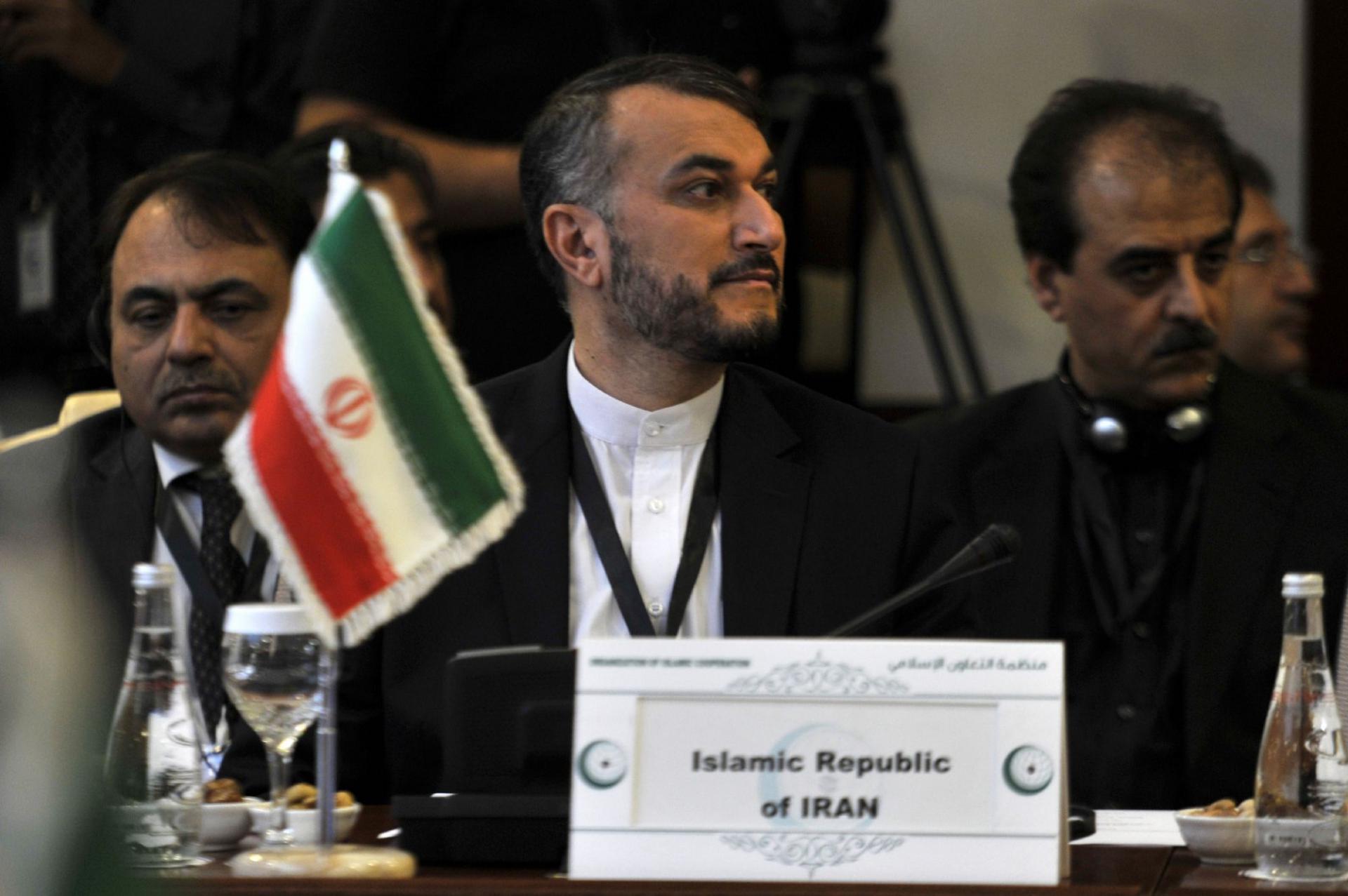 وزير الخارجية الإيراني: لا نعتزم الابتعاد عن المباحثات النووية
