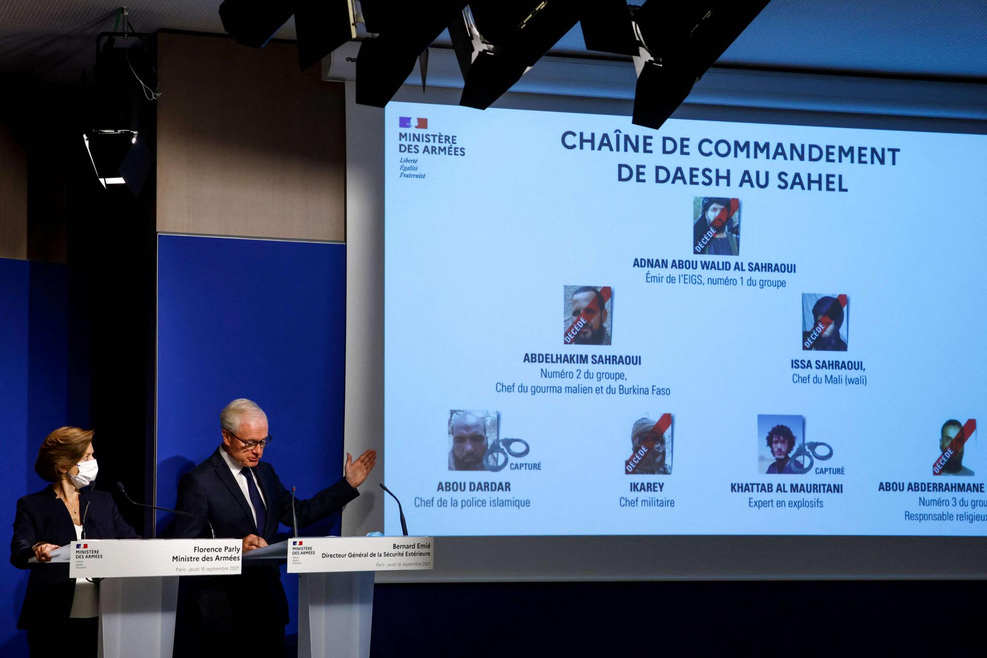 فرنسا تعلن مقتل خمسة من كبار قادة داعش في الصحراء الكبرى بينهم الصحراوي المطلوب أميركيا