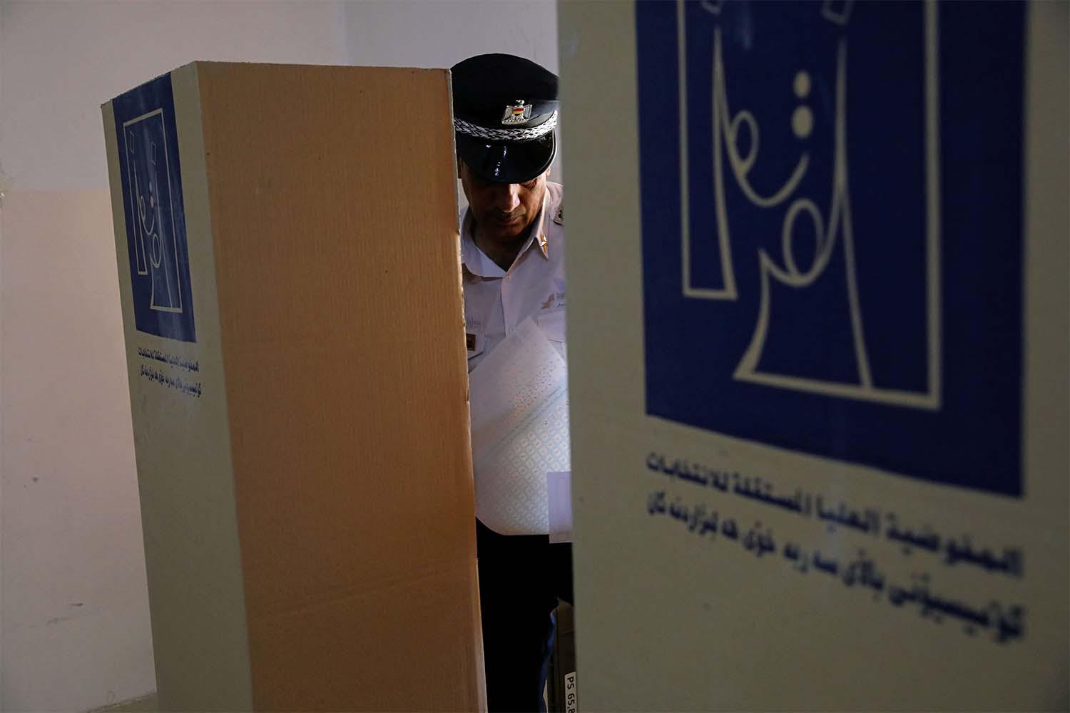 More than 1.5 million security personnel are eligible to vote