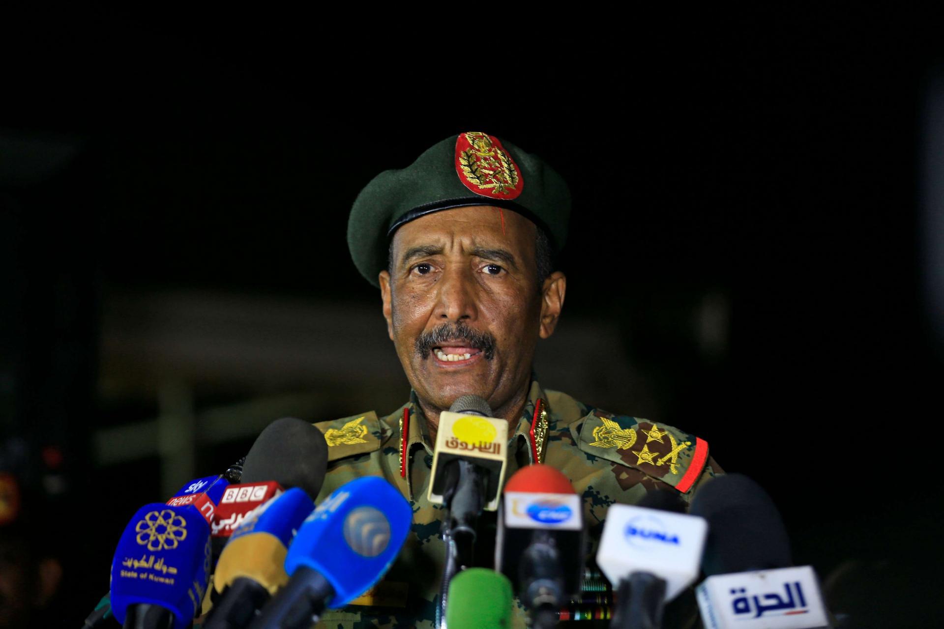 القائد العام للقوات المسلحة السودانية الفريق أول عبدالفتاح البرهان 