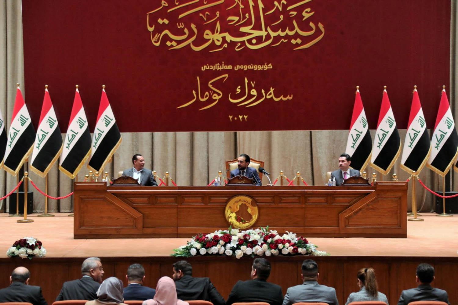 جلسة نقاش في البرلمان بعد تأجيل التصويت على الرئيس