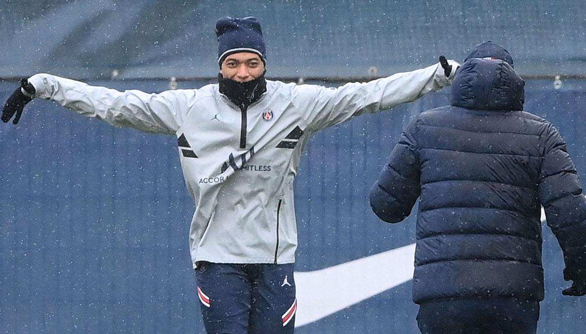 الفريق الباريسي ينشغل ببقاء مبابي أكثر من مشواره في الدوري