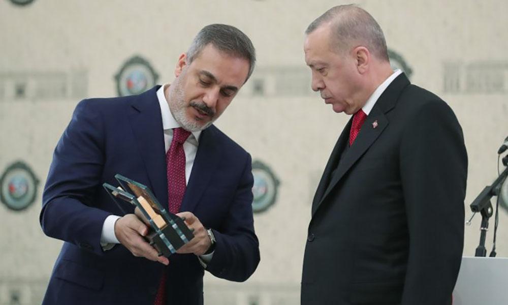 المعلومات المسربة تشمل صورة عن هوية رئيس المخابرات هاكان فيدان