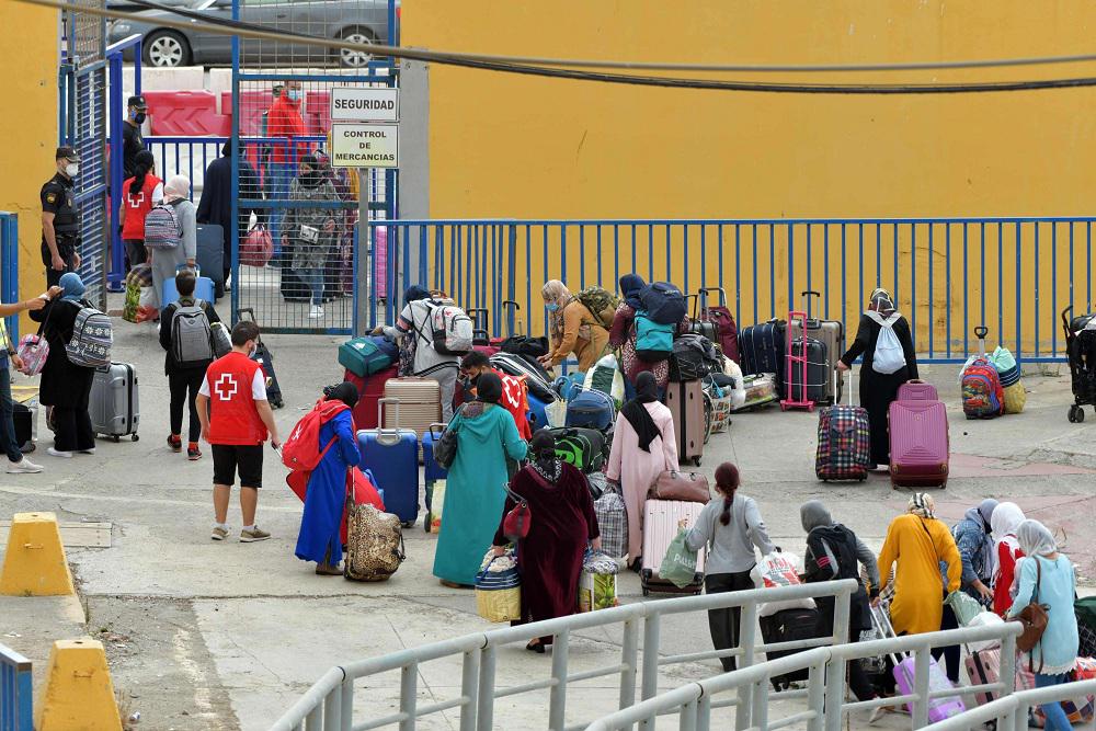 إعادة فتح الحدود البرية في جيبي سبتة ومليلية يأتي بعد عامين من الإغلاق