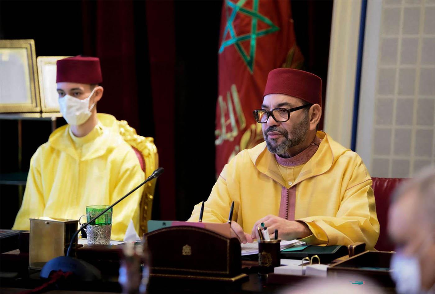 King Mohammed VI chairing the meeting