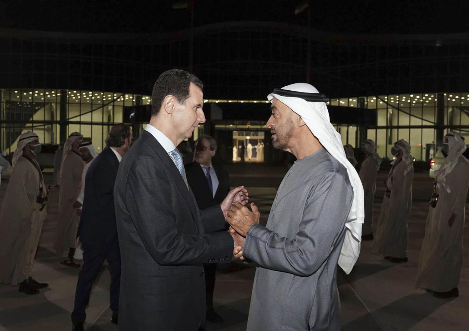 الرئيس الاماراتي الشيخ محمد بن زايد يستقبل الرئيس السوري بشار الأسد