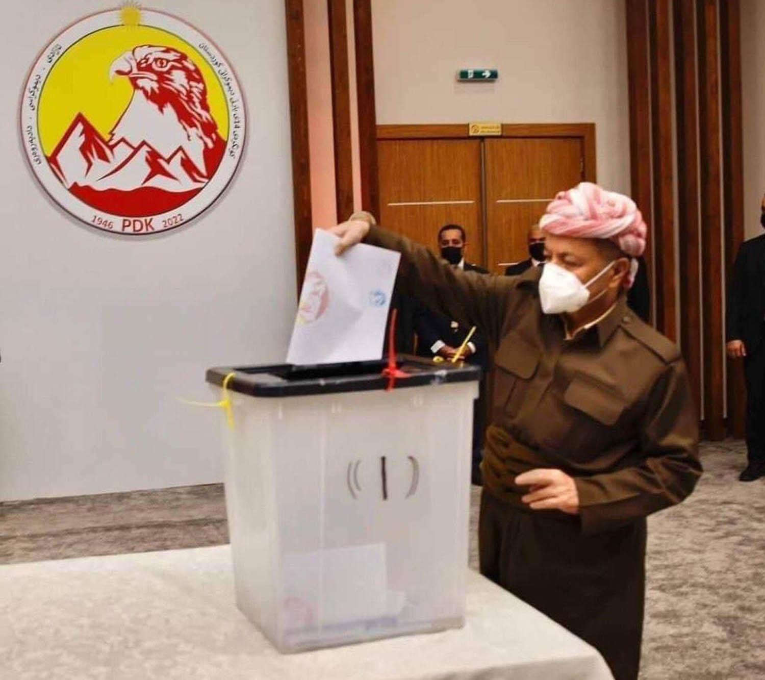 الزعيم الكردي مسعود بارزاني