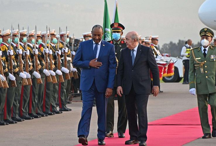 التفاتة جزائرية للسودان في سياق محاولة للعودة للهيمنة على فضاءات افريقية من بوابة التعاون 