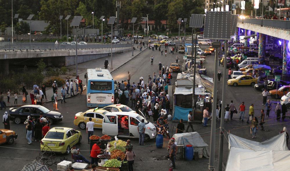 شح غير مسبوق للوقود في دمشق