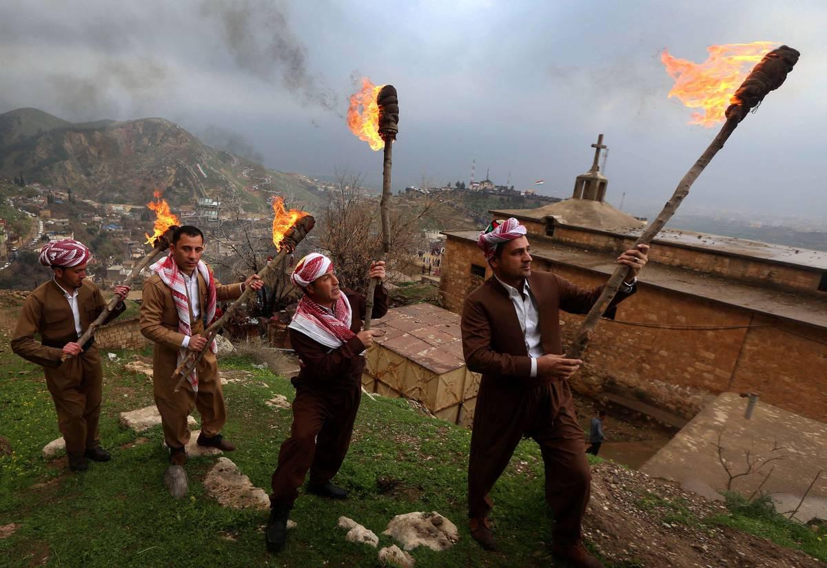 أكراد يحتفلون بعيد النوروز في عقرة شمال العراق
