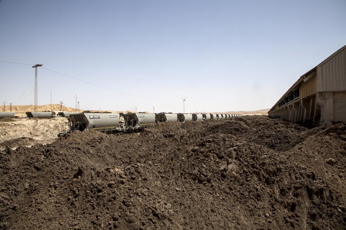 الفساد اضر بقطاع الفوسفات بعد الثورة