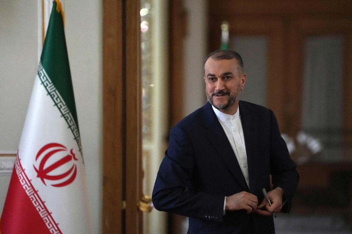 طهران ترحّب بإعادة العلاقات الدبلوماسية مع مصر