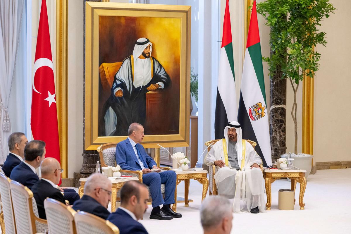الإمارات وتركيا ترفعان العلاقات إلى شراكة إستراتيجية