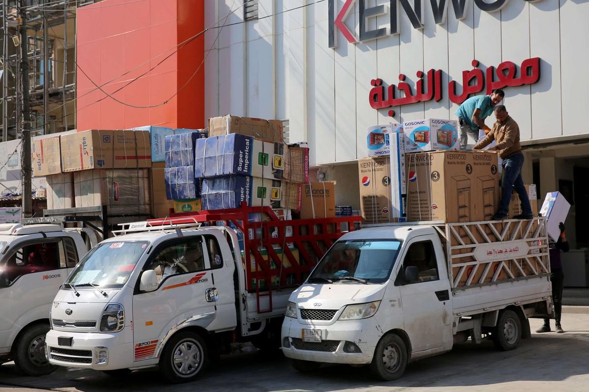 البضائع المستوردة من إيران تغرق السوق العراقية